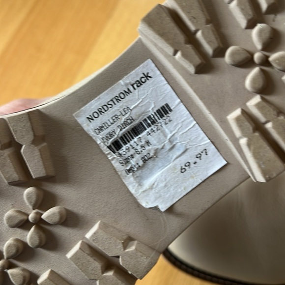 Caslon Chelsea Boots in Light Tan - Picture 2 of 4